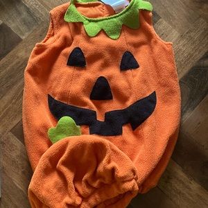 Fleece toddler/baby pumpkin costume! 12-24m, warm and adorable